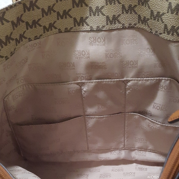 Michael Kors Beige and Brown Signature Tote - Picture 5 of 14